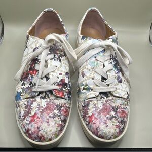 Calvin Klein Imilia Sneakers Floral on White‎ Background Sz 9.5